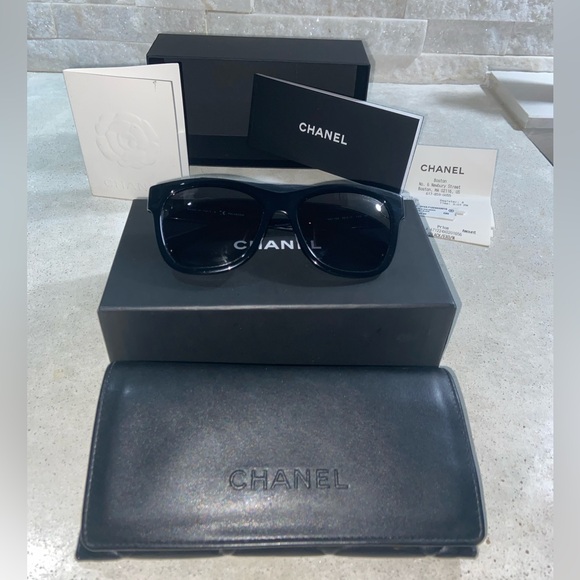 100% AUTH SQUARE CHANEL POLARIZED SUNGLASSES BLACK RECEIPT , CASE , TAG - Picture 12 of 17